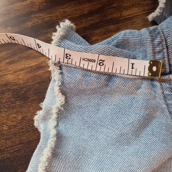 Madewell The Mom Jean Short 31 - Picture 5 of 8